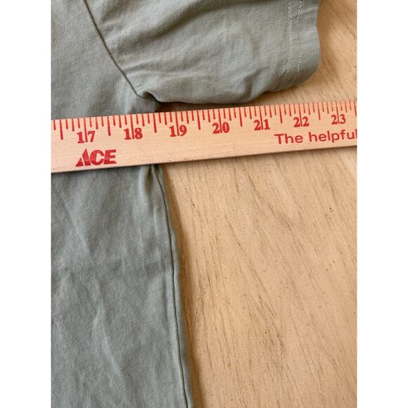 Gymshark Mens Short Sleeve Tee Shirt Olive Green Graphic Size Small Gorgeous! - Picture 4 of 9